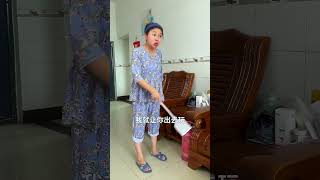 Crying with your wife still helps|Chinese couple keeps laughing in comedy😂😥🤣