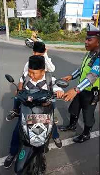 Viral bocah smp dirajia