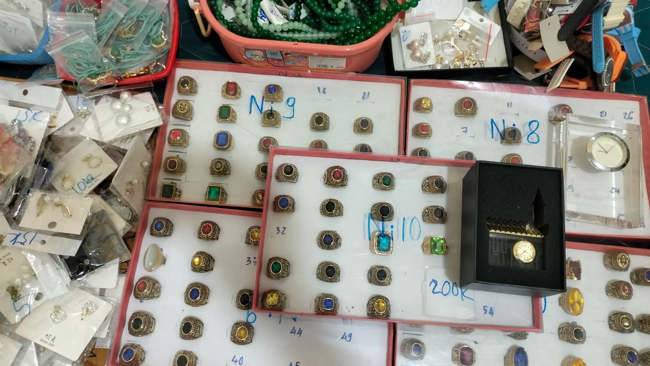 Nhẫn kiểu mỹ, vòng đá, bông tai phụ kiện si ib zalo (0932937346)