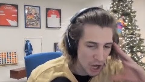 XQC tells a story from his childhood