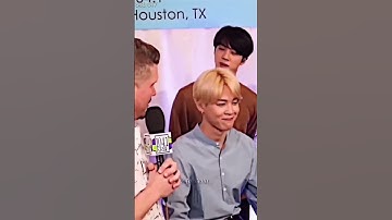 Jimin is a little bit introverted but not on the stage 🤔😂🤣