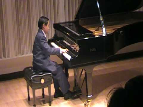 Felix Jen plays Chopin Nocturne op. 27 no. 2(age 10)