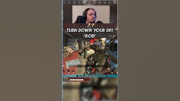 MY FISTS HAVE UNLIMITED AMMO #apexlegends #shorts