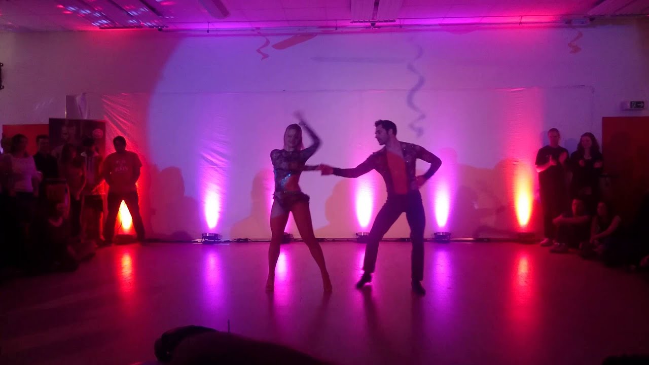 Kiko & Christina SHOW 