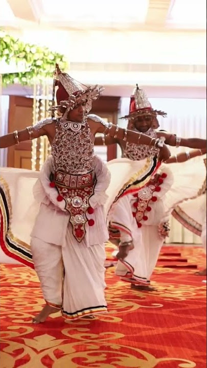 Kandyan Dance Sri Lanka කොහොමද  ඒ ගැම්ම #kandyan_dance #ves_natum  #traditional_srilanka