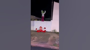 Thumbnail of Chaves dando mortal em cima do Fofão! 🚂 #shorts