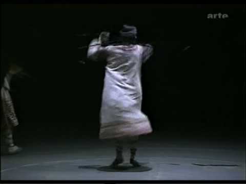Marie Claude Pietragalla danza la Sagra della Prim...