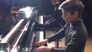 Kelly Clarkson - Because of You - Piano chords