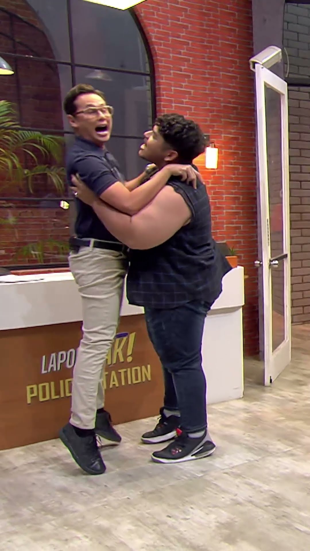 Andhika Digendong, Wendi Lari Cari Aman  | LAPOR PAK!(10/12/24) #shorts #laporpaktrans7