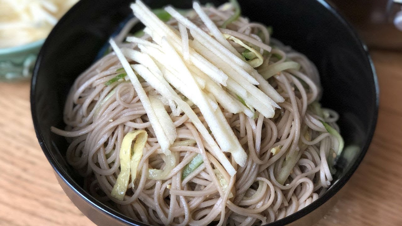 Refreshing Buckwheat Noodles (荞麦凉面) | The Chinese Cuisine