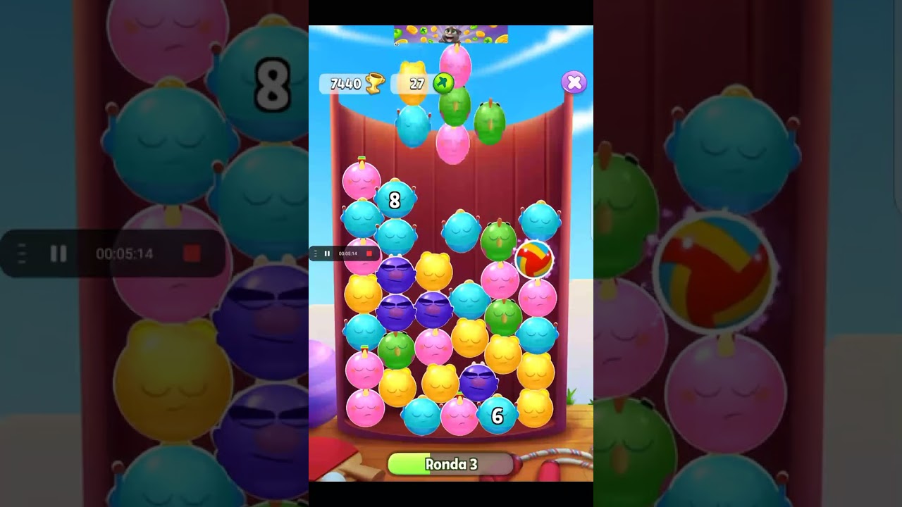 jugando My talking tom 2