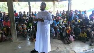 لقاء دعوي مع إحدى القرى الراغبة في الاسلام.سيراليون