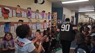 Browns DT Maurice Hurst II celebrates attendance at Chardon Hills STEM school by News 5 Cleveland 150 views 3 days ago 2 minutes, 17 seconds