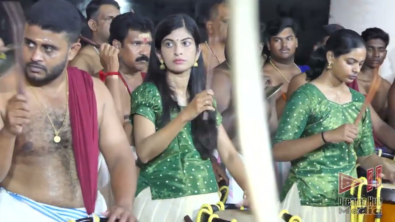 melam arangettam irinjalakuda koodalmanikyam temple