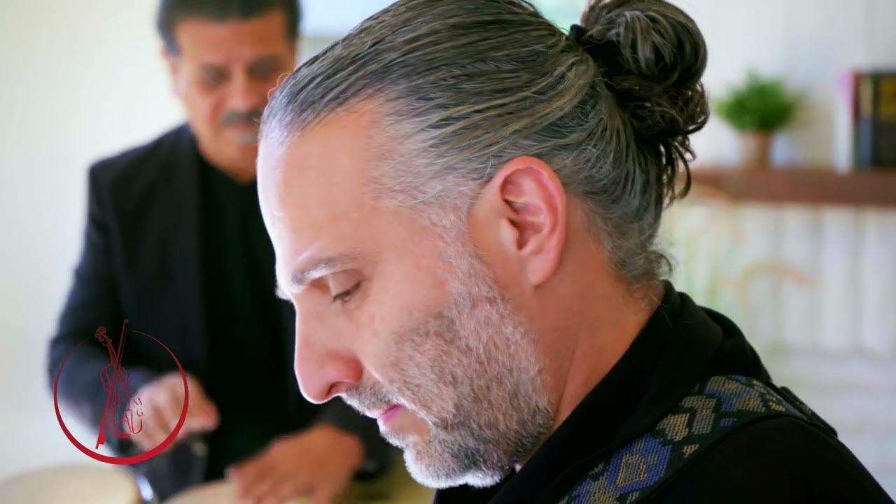 Alfredo and Hector performing Pharaon by Gipsy Kings