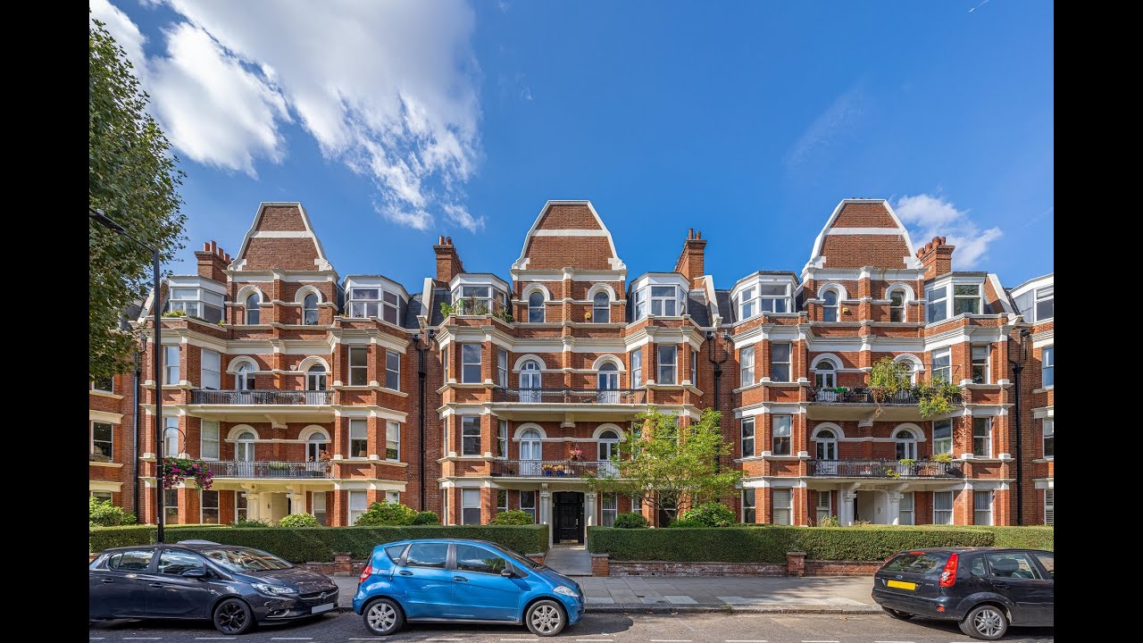 Exploring spacious top floor period mansion apartment Maida Vale HD