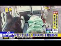 彰化窄巷驚悚對撞！ 機車騎士及乘客噴飛倒地@newsebc