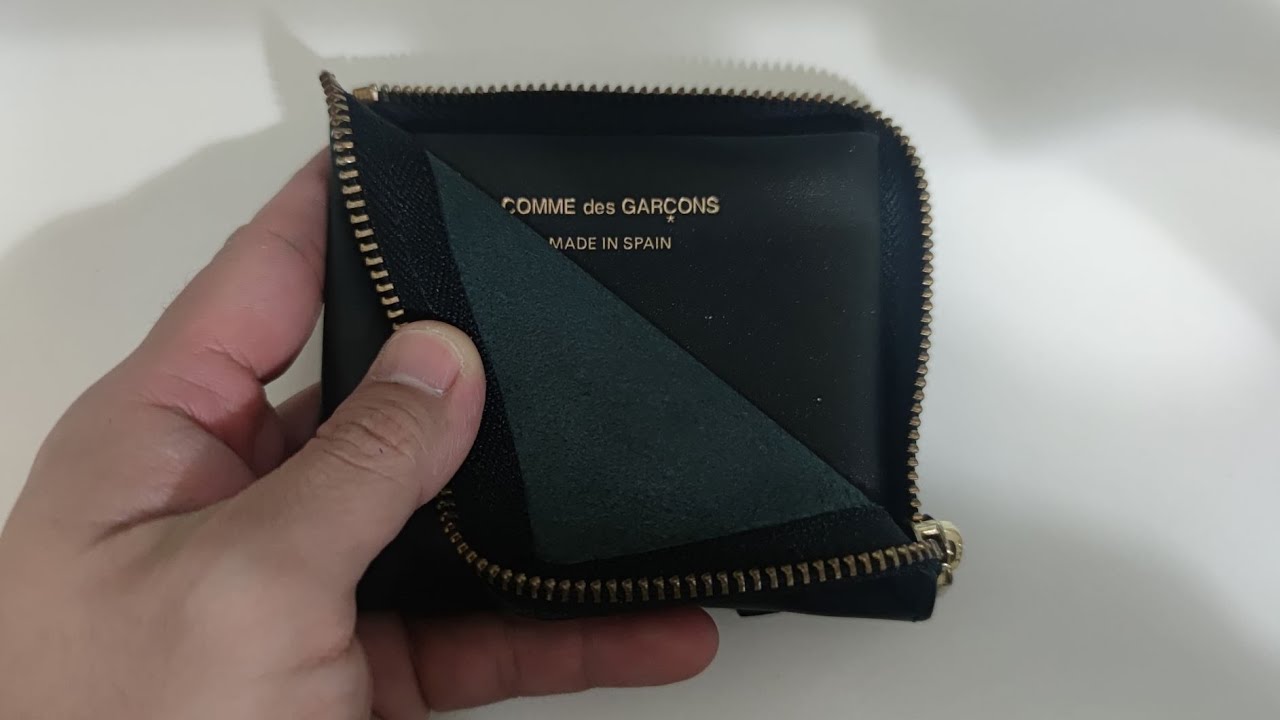 Classic Half Zip Wallet