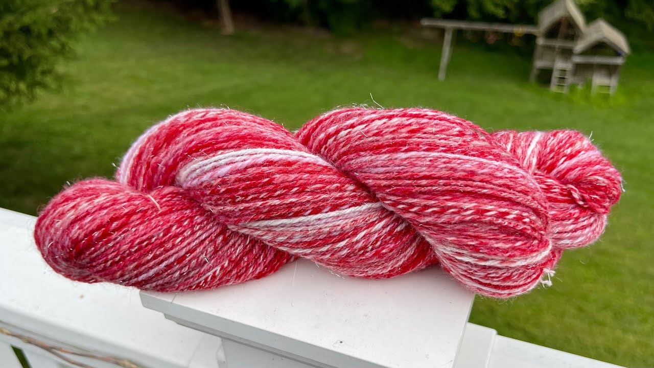 Однослойные или трёхслойные? Праздничная смесь для носков Peppermint Frost