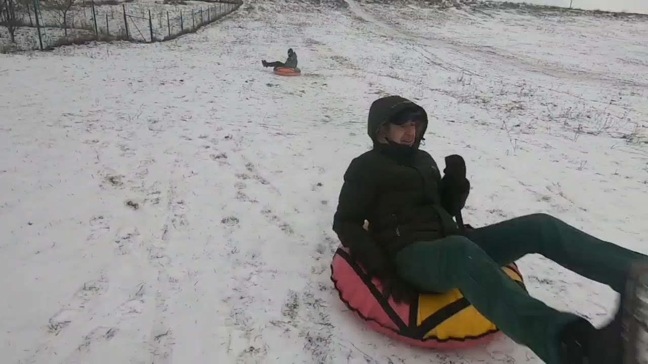 Катання на тюбінгах з дітьми!