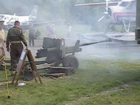 Firing A Ww2 75Mm Anti-Tank Gun At An Airshow