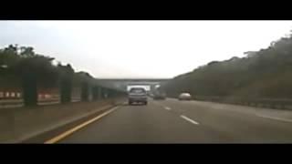 180 spin on highway screenshot 5