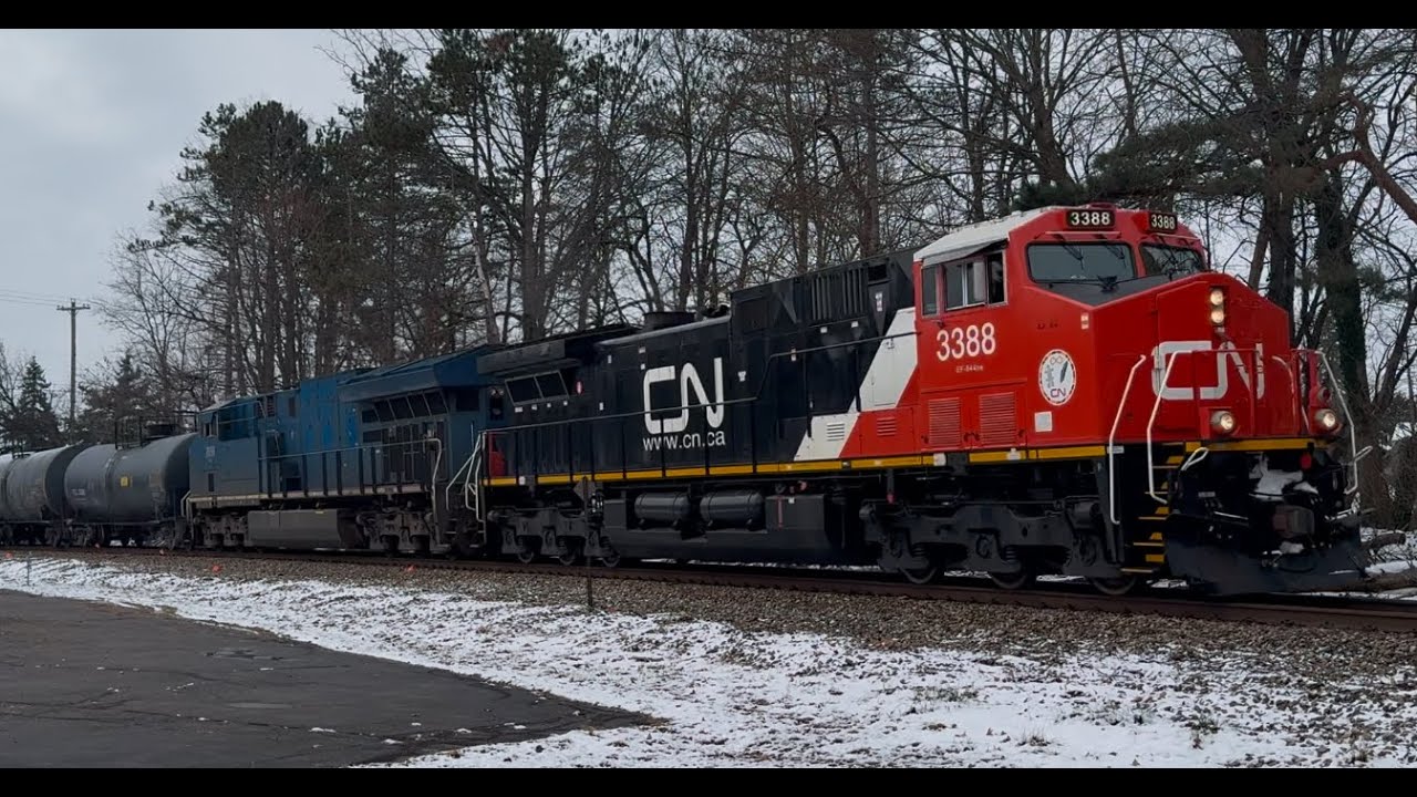 12/2/24 CN Train 492 - YouTube