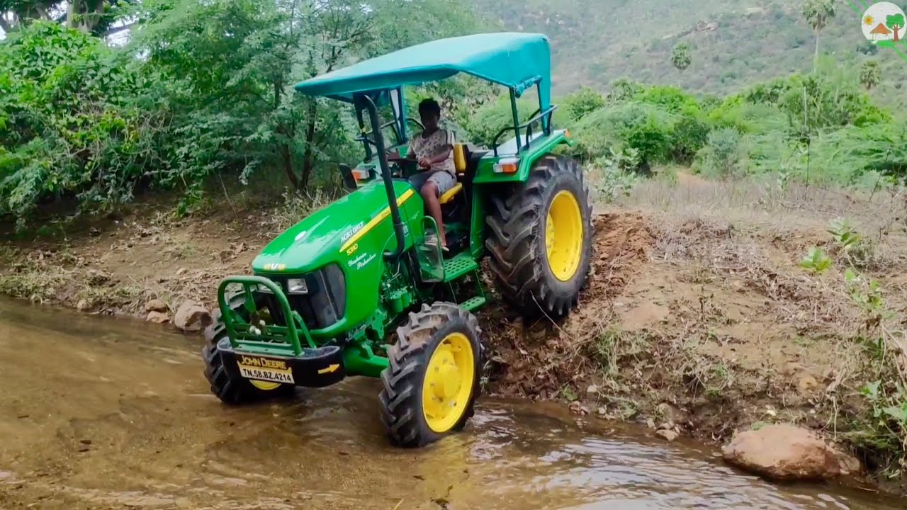John Deere tractor power performance in river John Deere 5310 4WD
