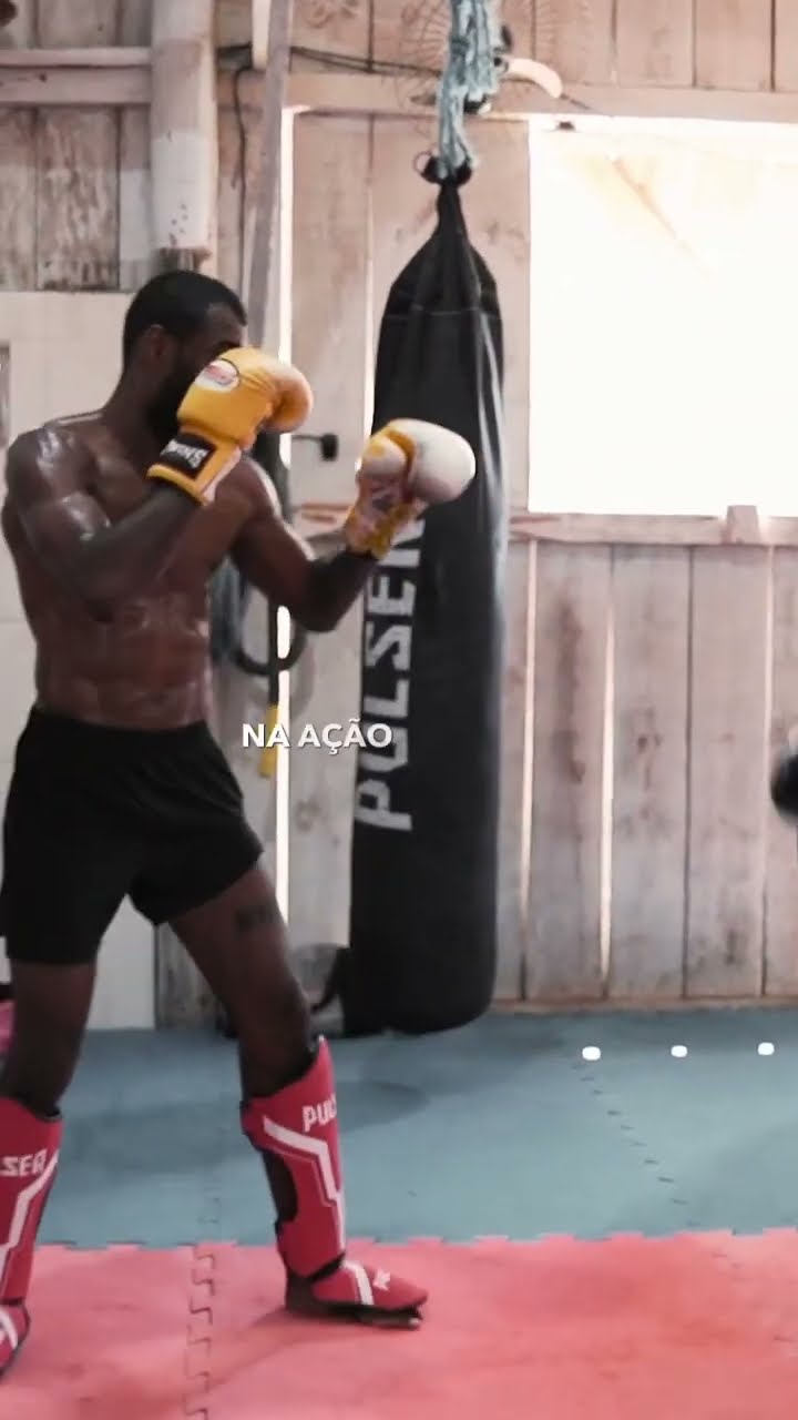 Trabalha a ameaça, ajusta o tempo e não perde o movimento! ?? #MuayThai #Treino