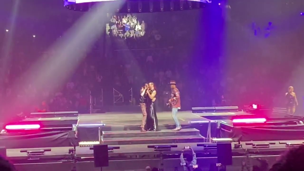 MAI MAI KABAH BENNY IBARRA ERIK RUBIN 90S POP TOUR MONTERREY YouTube