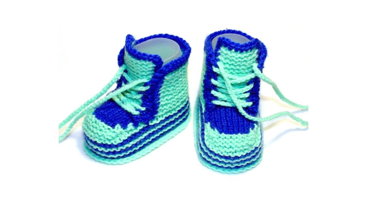 knitting baby booties - YouTube