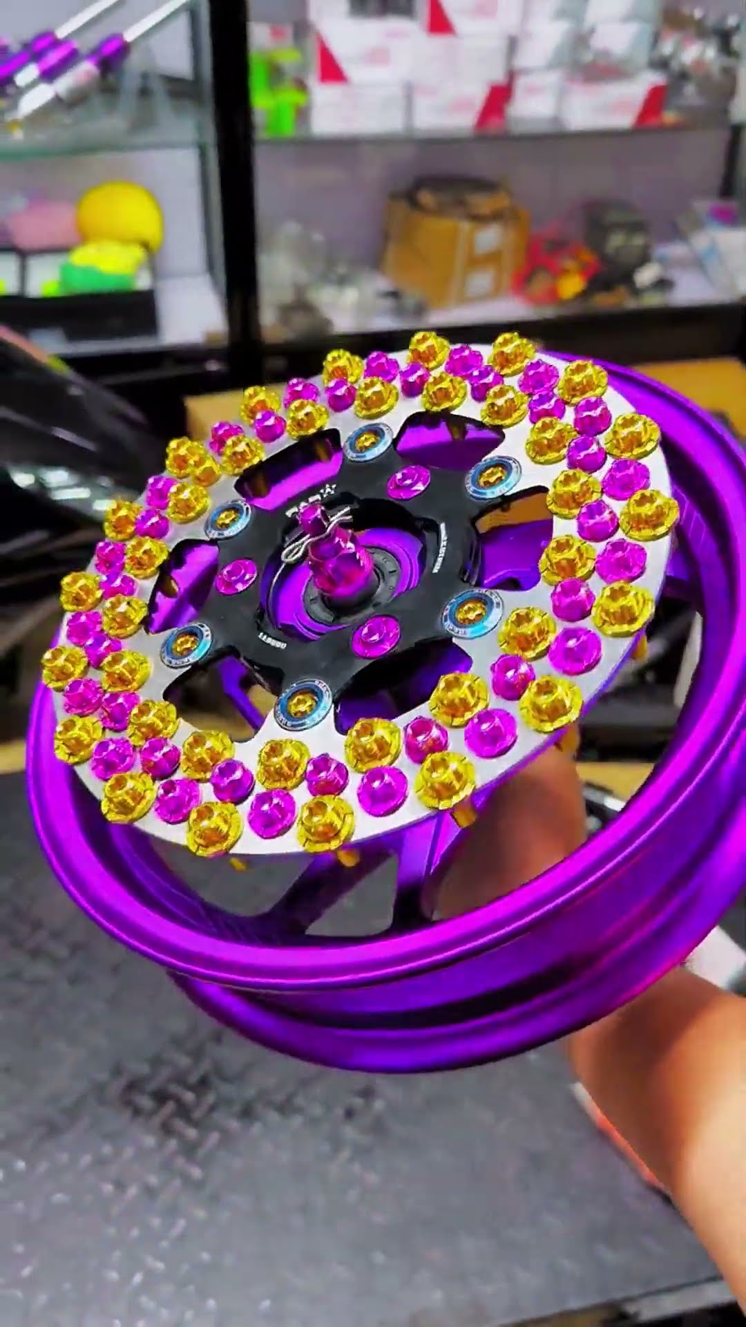 Titanium alloy color wheels- Good tools and machinery make work easy