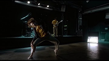 GLÄNZ - Labyrinth (Official Music Video)