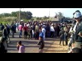 اهالى قريه طوخ الاقلام يقطعون طريق المنصوره