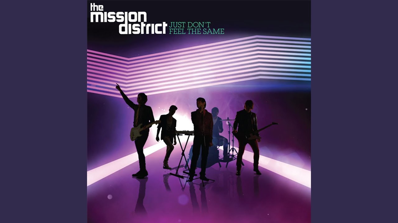 Just the same. шарлотта лоуренс. You not the same гиф. Just the same. Clothes every day now.