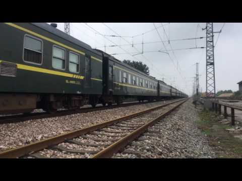 [China Railway]SS8 0218配以K9076次(深圳-常德)通過常德東站