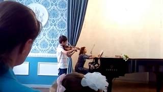 Мини-Концерт В Школе Столярского