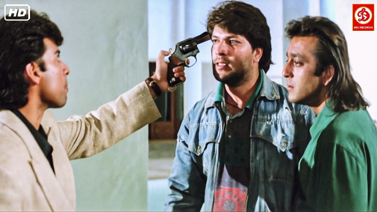 अगर मैं बाबा के लिए जान दे सकता हूँ तो किसी के भी जान ले सकता हूँ.... आतिश मूवी बेस्ट एक्शन सीन्स