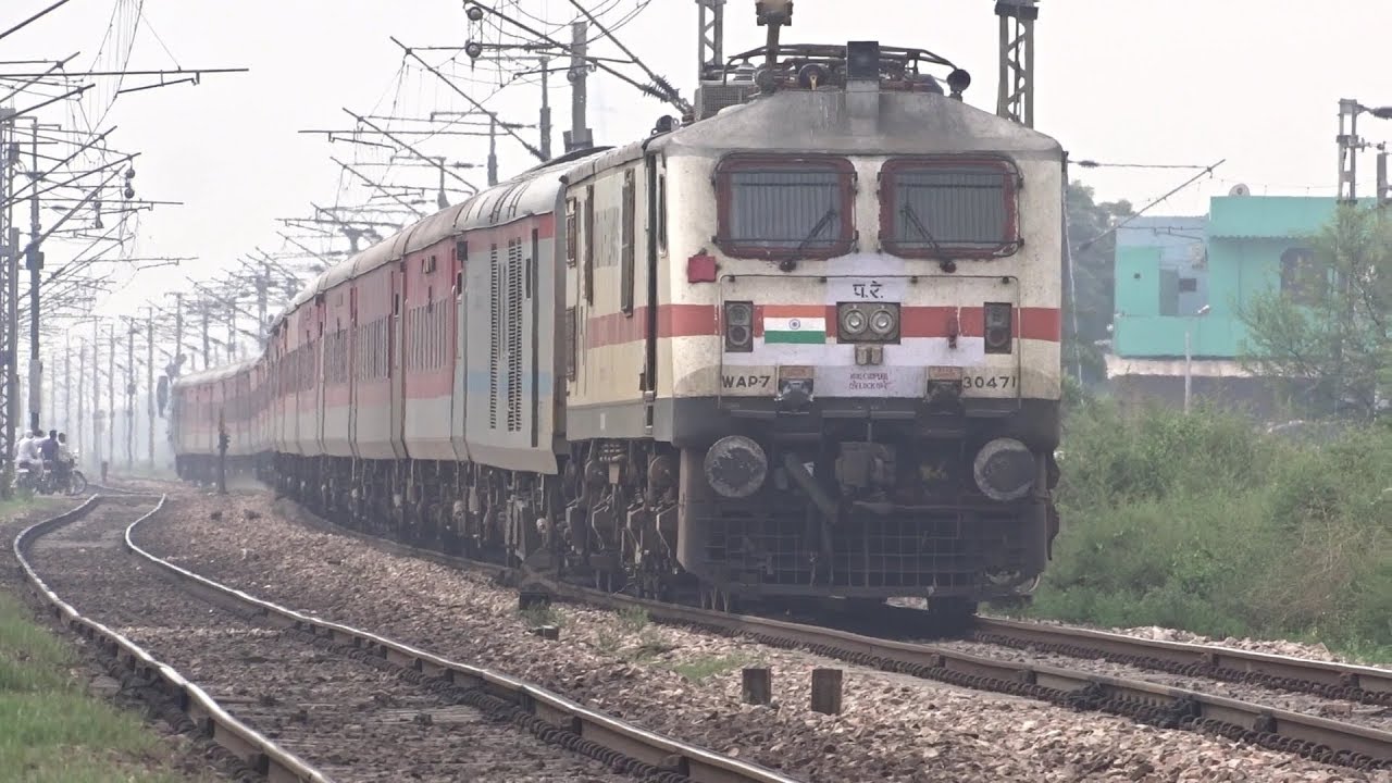 Train Spotting at Rundhi, India Full Coverage I Rajdhani, Shatabdi, Gatimaan, Duronto, Humsafar etc