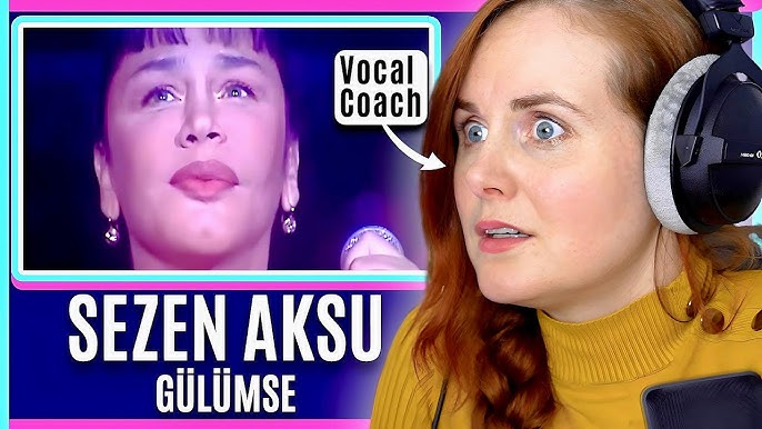 Порно фотосуреті лесбиянка тілін кискасына жабыстырады