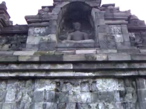 Video: Chrámový Komplex Borobudur V Indonésii - Alternativní Pohled