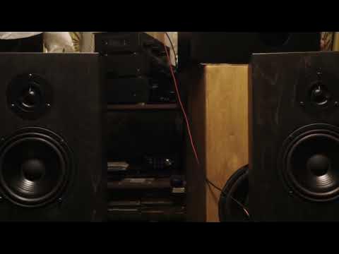 Ноэма 35гдн62 и 15гдв92 напольники играют от лампового двухтакта - YouTube