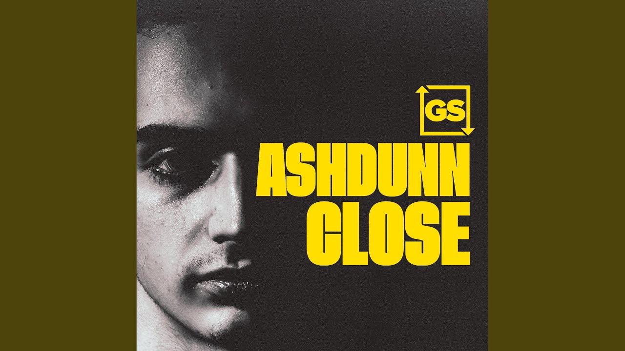 Close adlı videoyu YouTube'da izle Close adlı videoyu YouTube'da izle