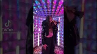 María Becerra en las Vegas junto a Emir😍👑 #latingrammy #musicalatina #mariabecerra #tiktokvideo