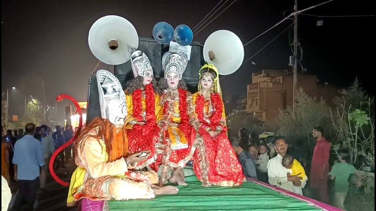 जनपद रामपुर तहसील मिलक नगर में शनिवार को  श्री बालाजी कि शोभा यात्रा बड़ी धूमधाम से निकाली गई