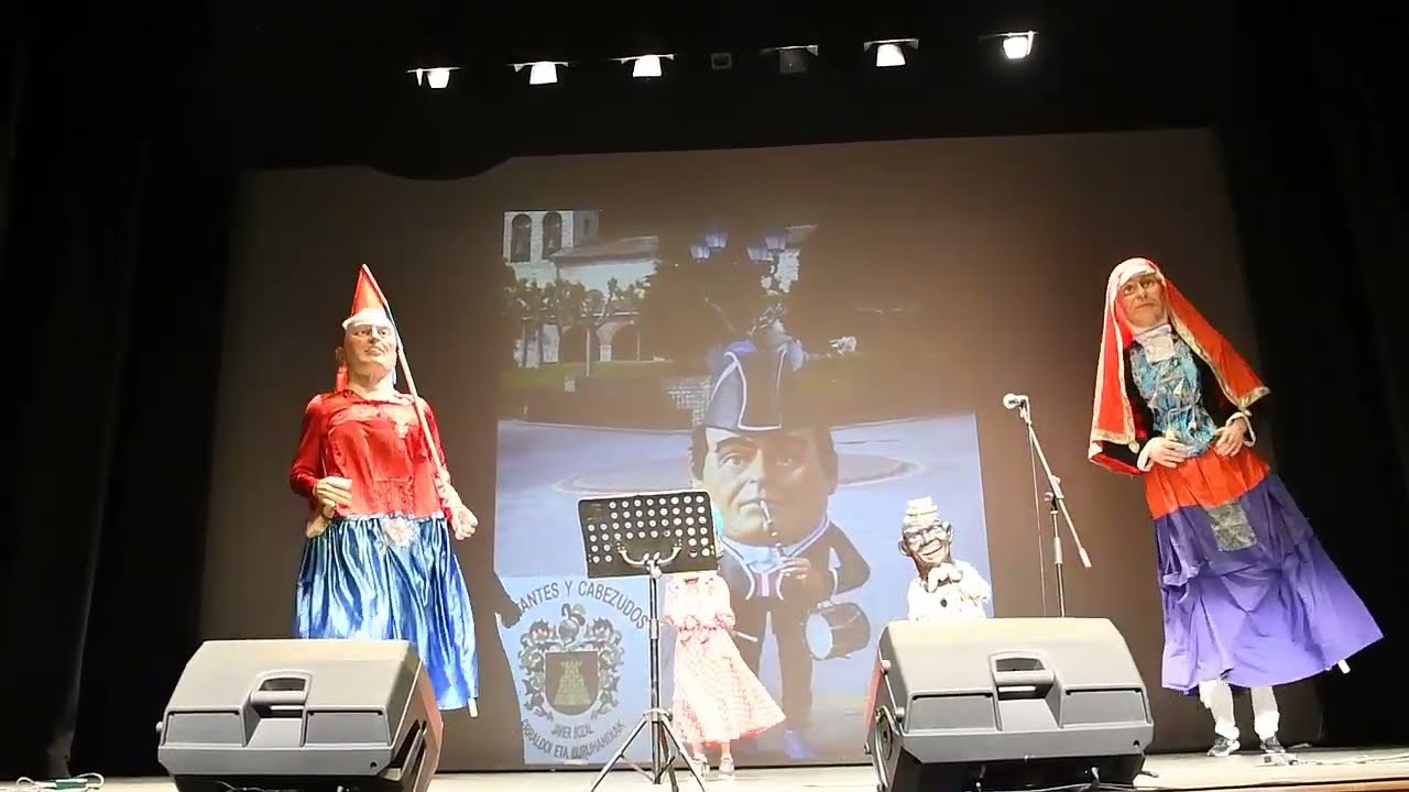 Comparsa de Gigantes y Cabezudos Javier Bozal