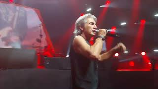 Questa è la mia vita – Ligabue (Brixia Forum, Brescia – Dedicato a noi indoor tour)