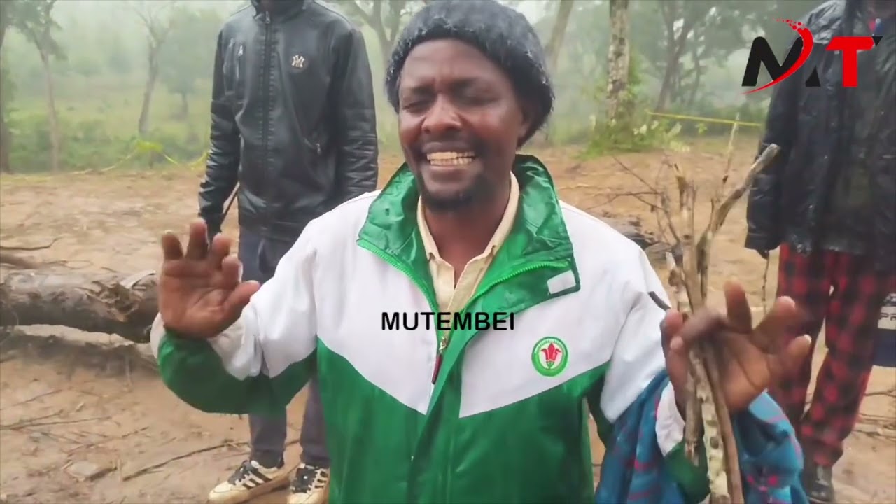 Новый главарь банды Kipsigis, Камилан Джохана, совершил ритуальные действия на месте преступления...