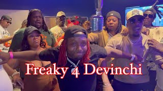 Freaky 4 Devinchi -