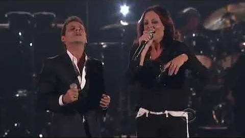 Marc Anthony ft. Sara Evans - Endless Love Love (L...